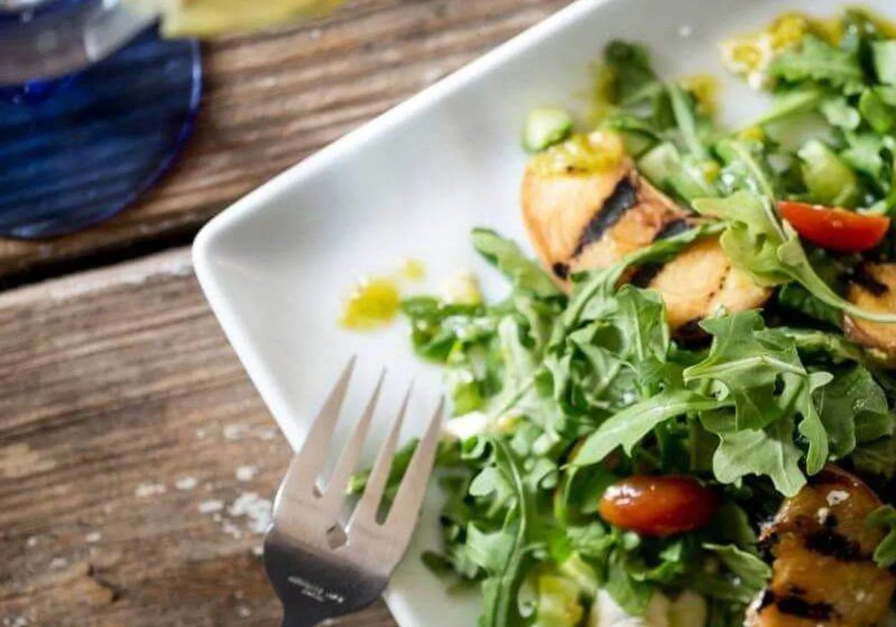 skyterra wellness retreat dining